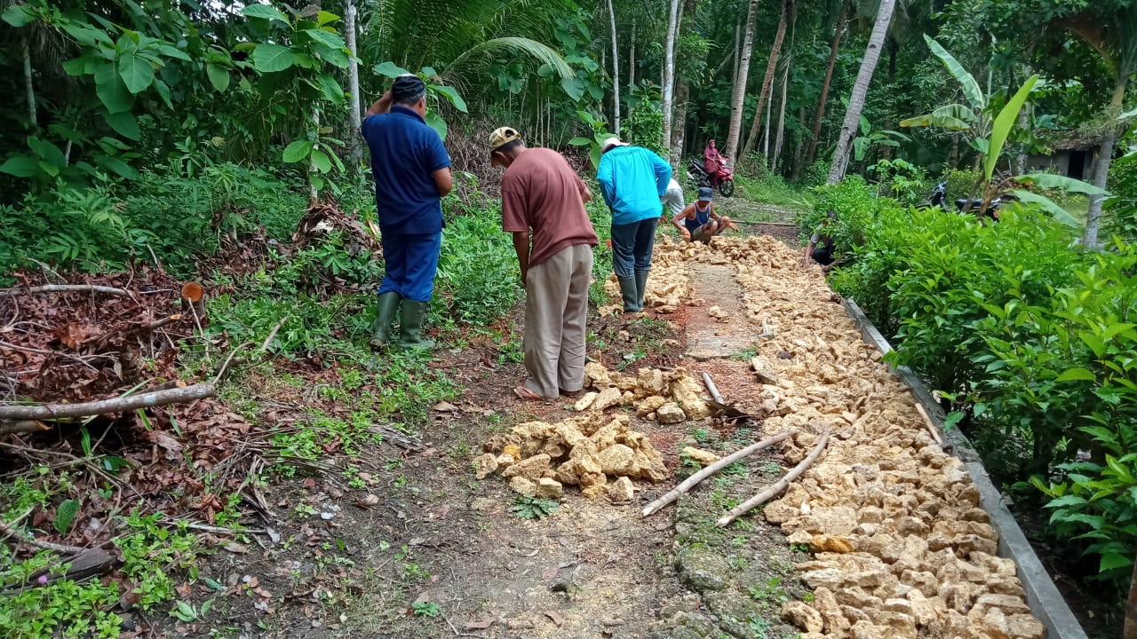 Kerja bakti  di Tahun Baru