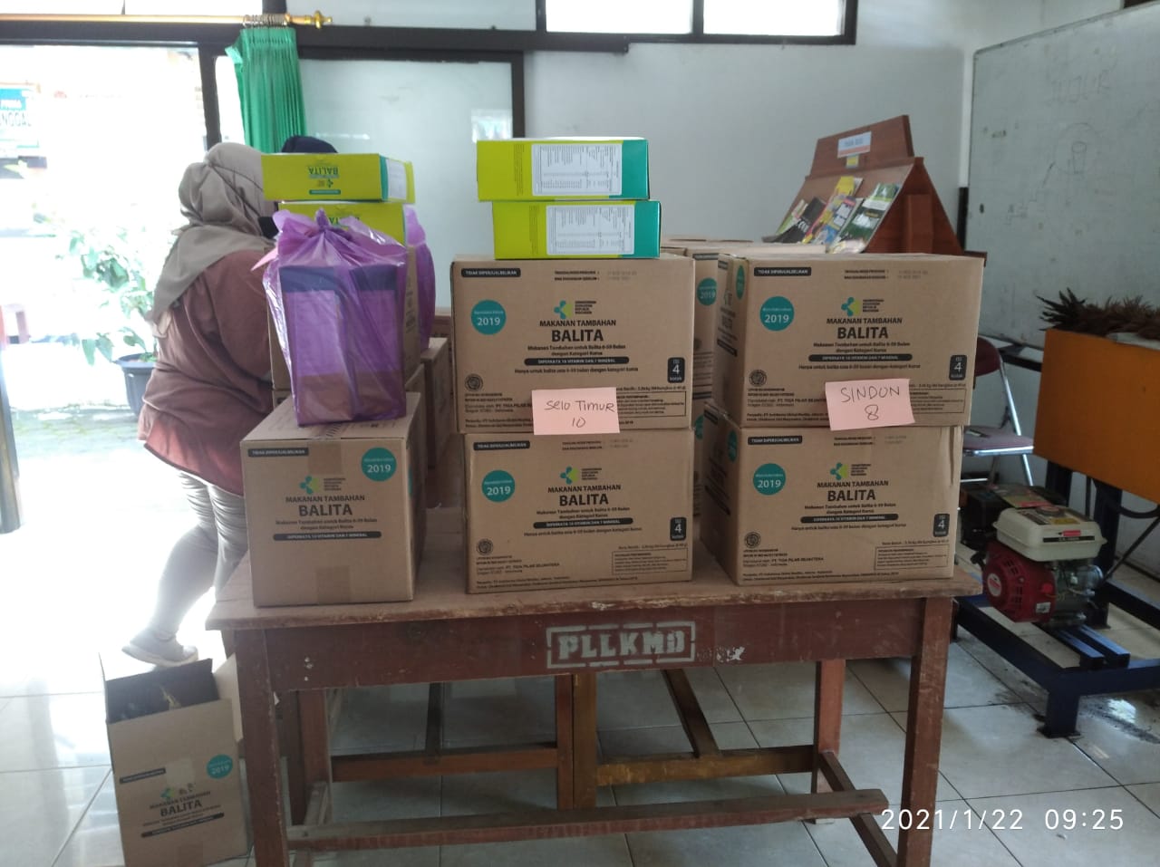 41 Balita Hargorejo Terima Bantuan Makanan Tambahan