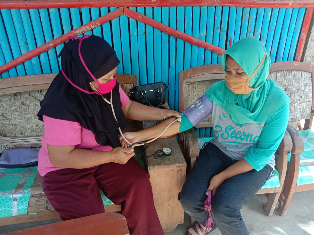 Posbindu dan Posyandu Balita Padukuhan Sambeng