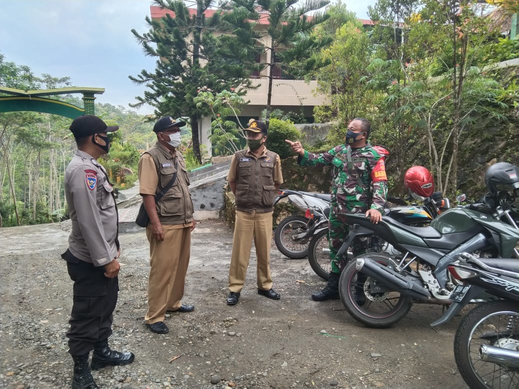 Bhabinkamtibmas Hargorejo Mensosialisasi Kebersihan Lingkungan