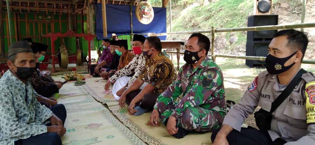Wilujengan Jalan TMMD Selo Timur-Kliripan