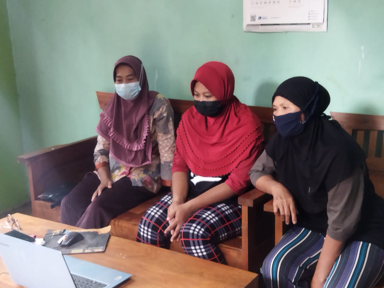 KADER POSYANDU LANSIA SANGKREK IKUTI PELATIHAN ONLINE"Pelatihan Penanganan dan Pencegahan Demensia"