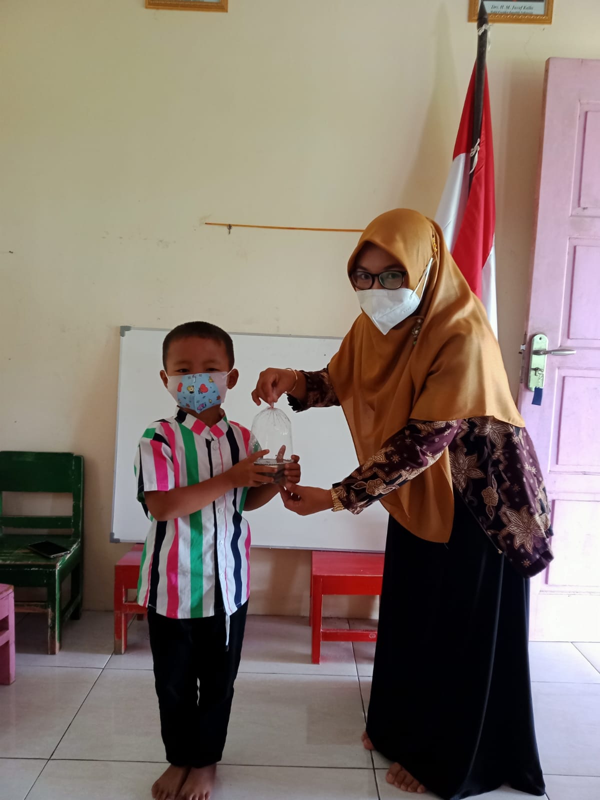 Penerimaan Rapot  TK Bhakti Pertiwi